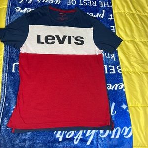 Red, white and blue Levi’s T-shirt